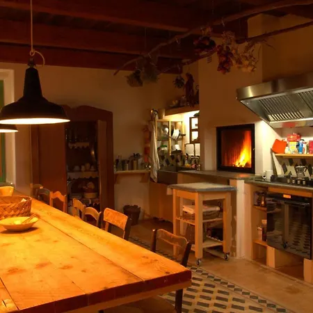 Borgo Petelia, Casa Centro, Antica Abitazione Calabrese Con Giardino, Ristrutturata Ferienhaus *