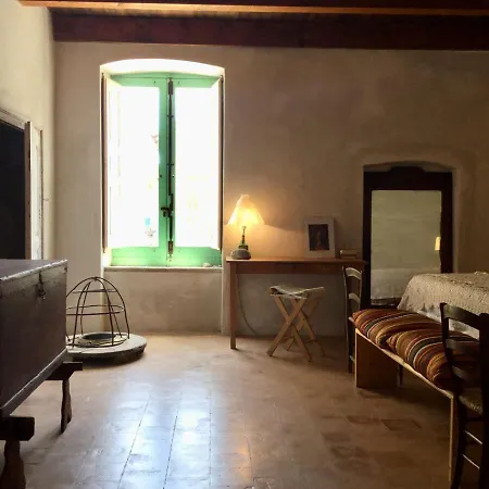 Borgo Petelia, Casa Centro, Antica Abitazione Calabrese Con Giardino, Ristrutturata * סטרונגולי