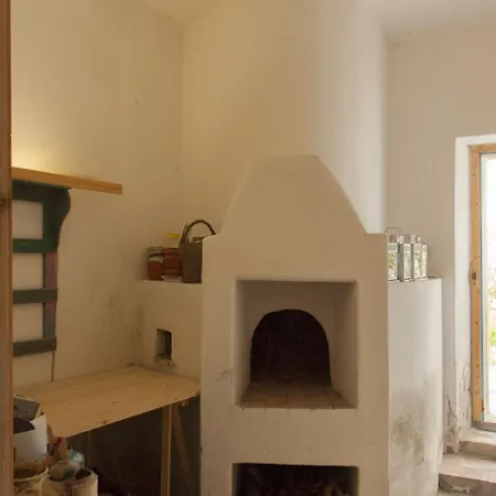 Ferienhaus Borgo Petelia, Casa Centro, Antica Abitazione Calabrese Con Giardino, Ristrutturata