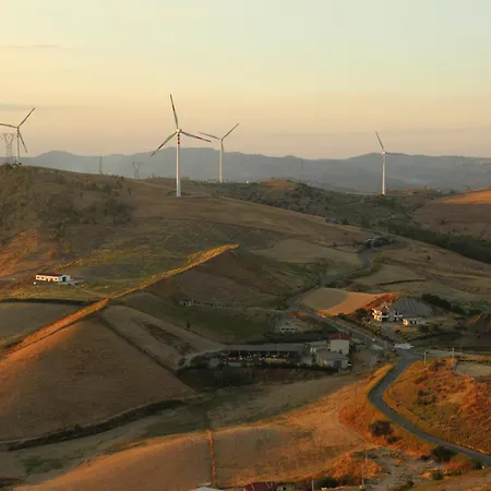 Ferienhaus Borgo Petelia, Casa Centro, Antica Abitazione Calabrese Con Giardino, Ristrutturata *