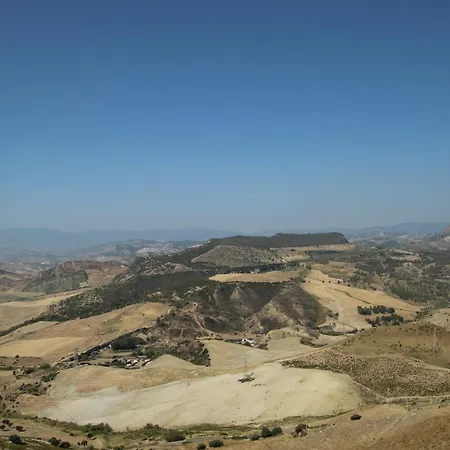 Borgo Petelia, Casa Centro, Antica Abitazione Calabrese Con Giardino, Ristrutturata Ferienhaus Strongoli