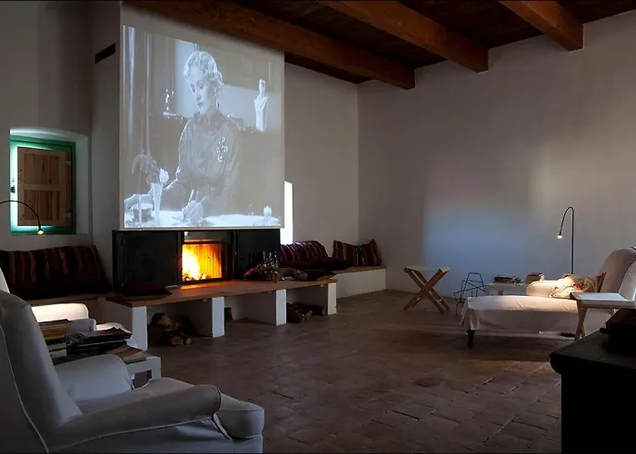 בית נופש Borgo Petelia, Casa Centro, Antica Abitazione Calabrese Con Giardino, Ristrutturata *