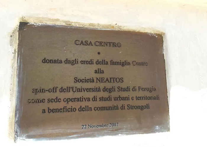 Borgo Petelia, Casa Centro, Antica Abitazione Calabrese Con Giardino, Ristrutturata סטרונגולי